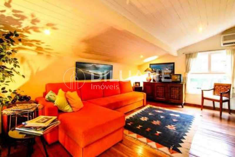 Conheça salan do imóvel - Espetacular casa triplex na Lagoa, 06 dormitórios, o2 salas, piscina, churrasqueira, 02 vaga de garagem!! - CPCA60005 - 8 salan - 8