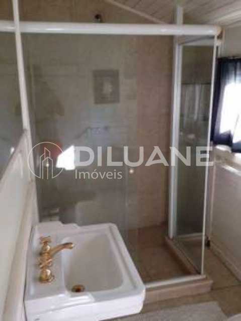 Conheça banheiro do imóvel - Espetacular casa triplex na Lagoa, 06 dormitórios, o2 salas, piscina, churrasqueira, 02 vaga de garagem!! - CPCA60005 - 21 banheiro - 21