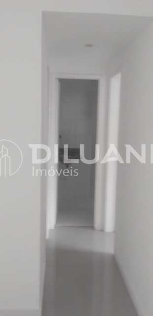 Conheça corredor. do imóvel - Excelente apartamento, sala com 02 dormitórios, com uma suíte, cozinha vaga de garagem na escritura, infraestrutura completa - CPAP20637 - 13 corredor. - 13