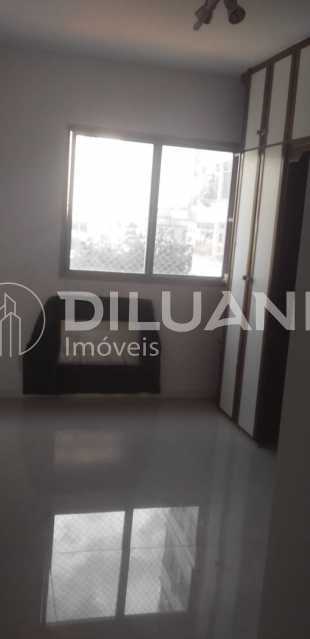 Conheça quarto1. do imóvel - Excelente apartamento, sala com 02 dormitórios, com uma suíte, cozinha vaga de garagem na escritura, infraestrutura completa - CPAP20637 - 16 quarto1. - 16