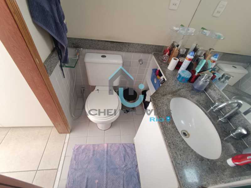 c1d26fcc-8f70-47e5-9472-529525 - 21