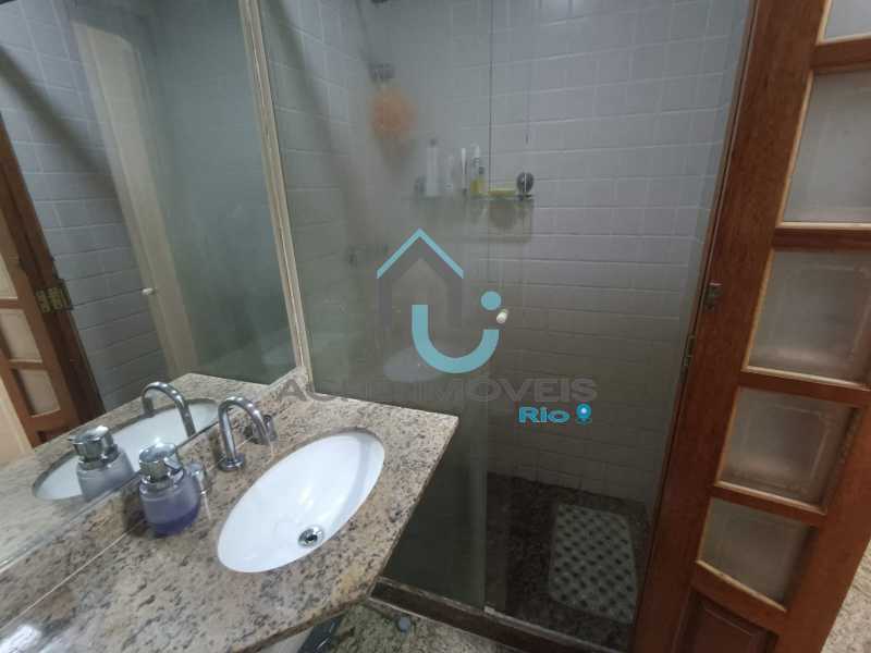 0a7f17c8-fccc-4d4c-a9d3-cd2120 - 24