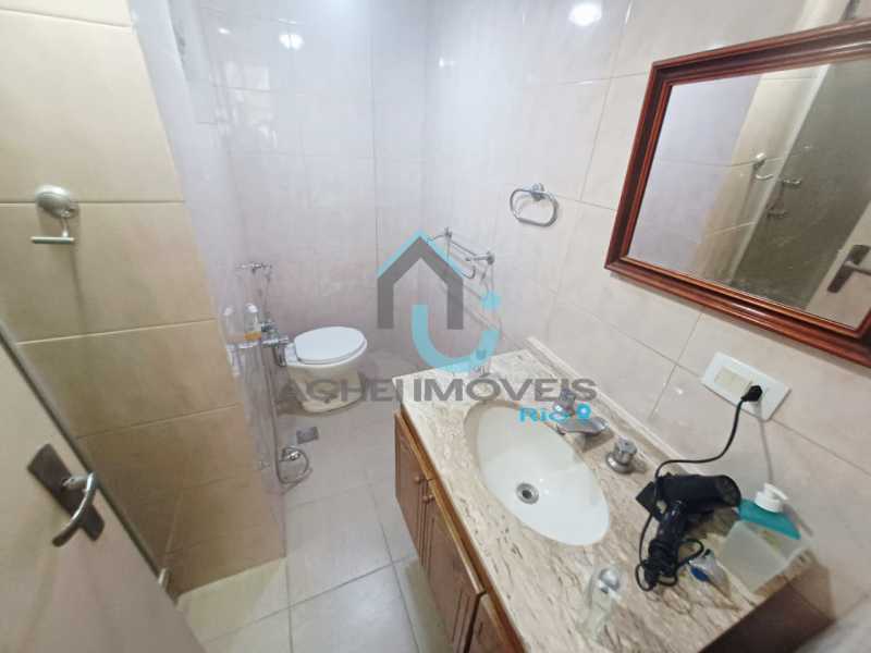 2070102e-47e3-43d5-bc7a-69427a - 20