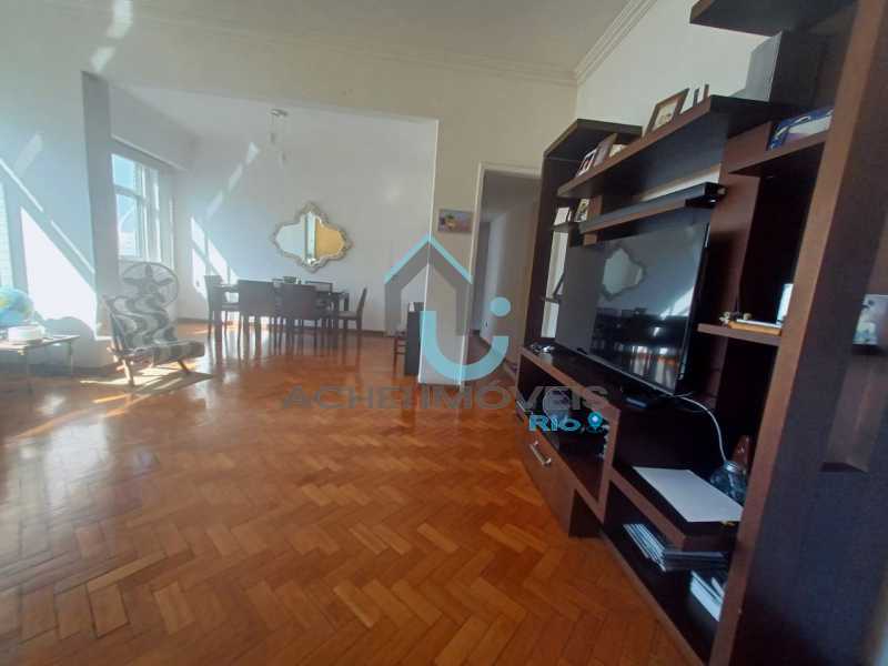 d94b0579-4a58-430b-a6e7-8a5b3e - 10