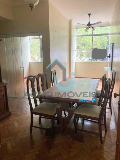 3025db7d-ede8-4b78-8eb2-988706 - 1