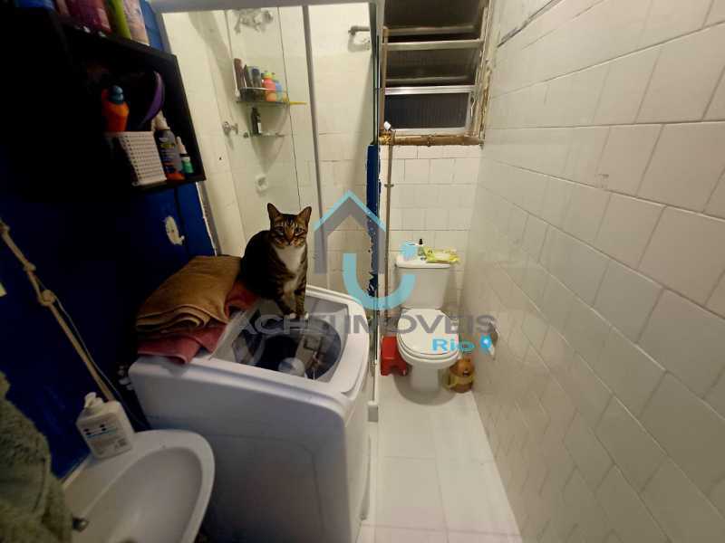 a6e3568a-da0f-47f6-be09-cae1b4 - 24