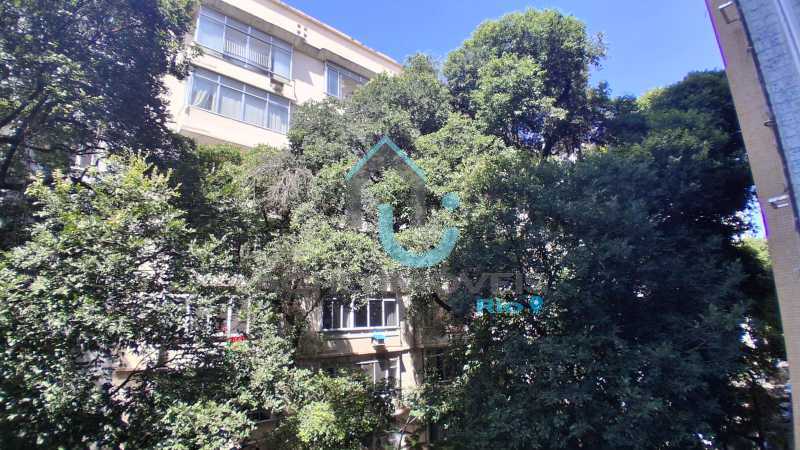 4389b558-e3f6-4db9-87a8-13f959 - 9