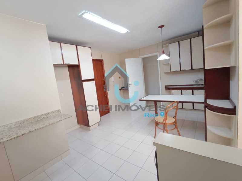 ece8d351-7442-466f-ae87-5bf03a - 18