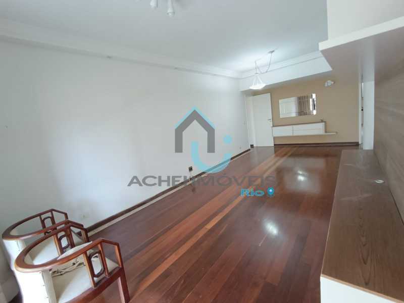 b4e81e5a-0235-48bc-a7d7-52a02c - 6