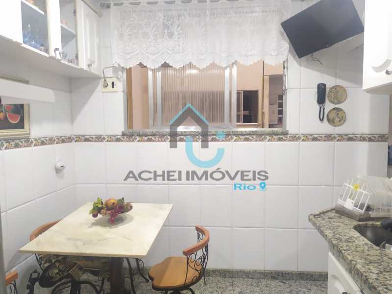 5ff270a7-8cd9-4c95-9a40-bd3b57 - 12