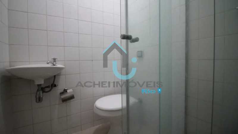 490b79db-39e3-4c3c-abbb-625e2f - 25