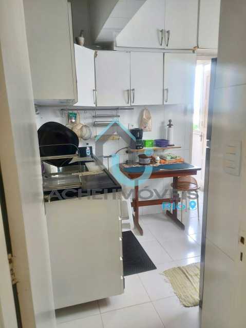 Conheça 37954738-a8e2-49a9-a16d-fff514 do imóvel - Apartamento de 2 Quartos com dependência revertida para o 3º Quarto. 1 Vaga na escritura, em Laranjeiras. - AIAP20232 - 14 37954738-a8e2-49a9-a16d-fff514 - 14