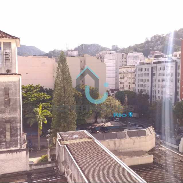 c84f0955-19d2-4053-b9dd-30066b - 9