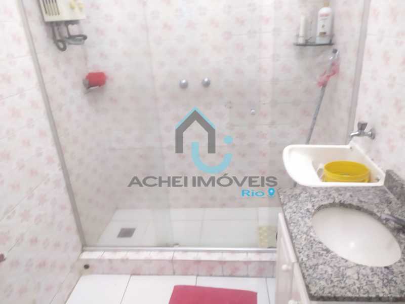 d1b44eaf-6c28-46e1-b409-33bc8c - 18