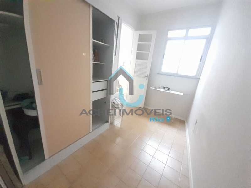 b887002b-4b67-4e0f-b376-84c2ca - 23