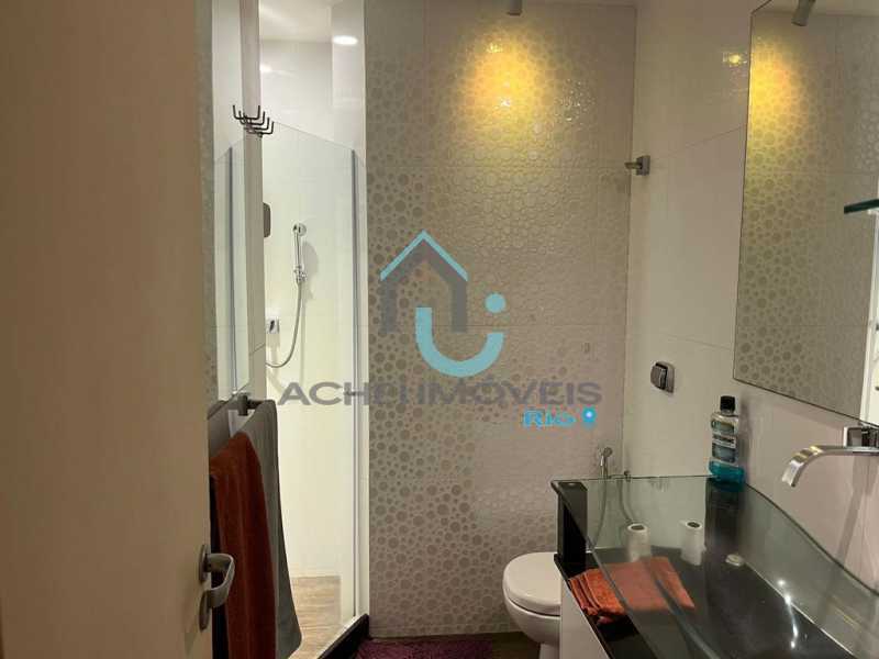 3905e931-14ac-4984-9d2c-1d42b4 - 22