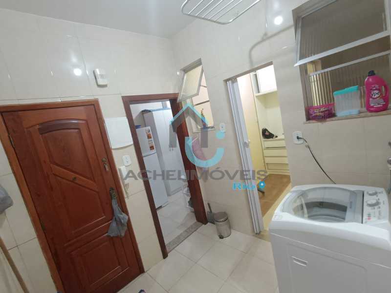 85bb1e4f-080d-4008-b4c5-426b79 - 22