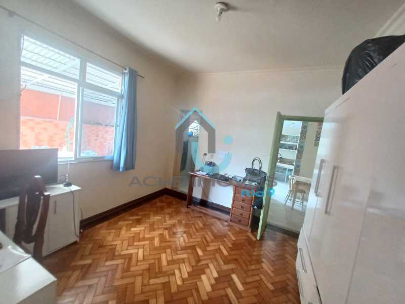 f828e36a-19a3-4c65-8d36-3b6fdf - 20