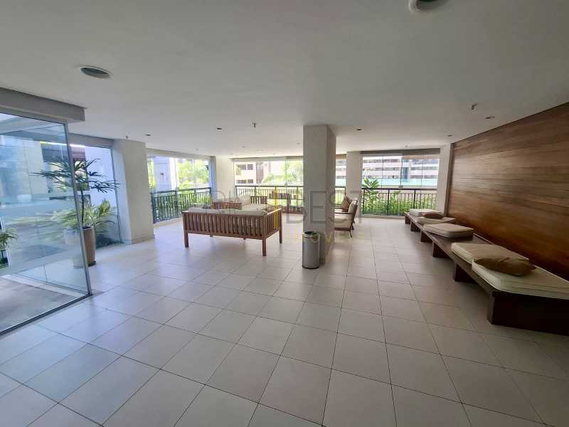 17f42ee4-971b-4c3e-b25a-756b2c - 27