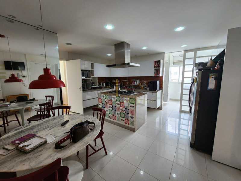 Conheça a36f2840-88a7-4093-a39f-6e6dfa do imóvel - Barra Les Residence de Monaco 4 suites apartamento porteira fechada - BTAP40088 - 25 a36f2840-88a7-4093-a39f-6e6dfa - 25