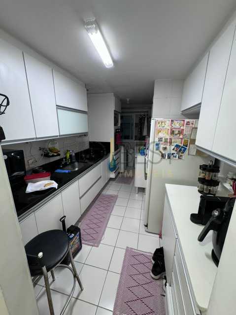 e4edbd60-209d-4757-852f-30e27a - 21