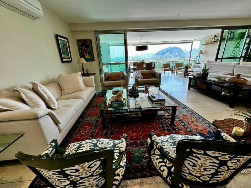 Conheça 8179a79c-091a-4524-97ee-15510b do imóvel - Barra Península- Saint Barth 4 suites Lindo apartamento com vista espetacular para Lagoa. - BTAP40102 - 2 8179a79c-091a-4524-97ee-15510b - 2