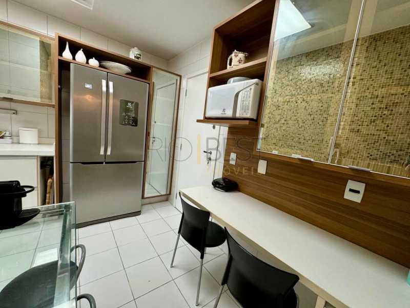 Conheça 04d01c64-6ebc-40f4-87ac-e0dfdc do imóvel - Barra Peninsula Fit 3 quartos 100 % mobiliado sendo 2 suites varanda gourmet com churrasqueira - BTAP30083 - 20 04d01c64-6ebc-40f4-87ac-e0dfdc - 20