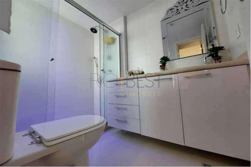 Conheça 36ae7a06-0189-45fe-beb8-caf5f8 do imóvel - Barra Peninsula Green Lake 4 quartos ( 3 + 1 dep revertida com janela) lindo apartamento reformado - BTAP40104 - 20 36ae7a06-0189-45fe-beb8-caf5f8 - 20