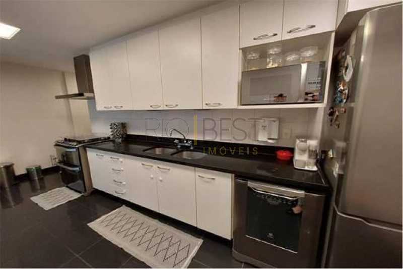 Conheça 989ee15f-4cc5-4fba-ad84-121ef5 do imóvel - Barra Peninsula Green Lake 4 quartos ( 3 + 1 dep revertida com janela) lindo apartamento reformado - BTAP40104 - 12 989ee15f-4cc5-4fba-ad84-121ef5 - 12