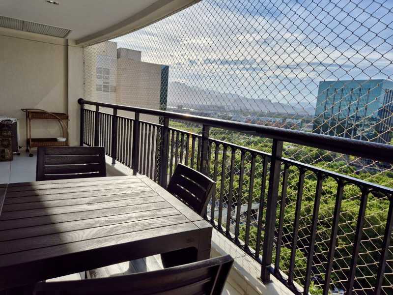 c16106d8-bd56-4305-8357-86e970 - 2