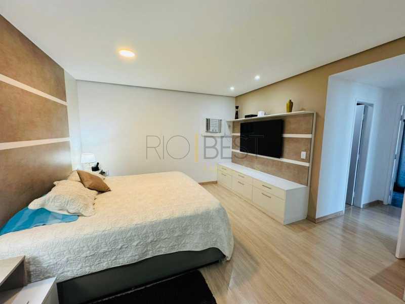 Conheça 664a6006-c010-4af8-9ab7-d92d5d do imóvel - BARRA- CRYSTAL LAKE Maravilhosa casa duplex com amplo terreno 4 suites - BTCN50004 - 20 664a6006-c010-4af8-9ab7-d92d5d - 20