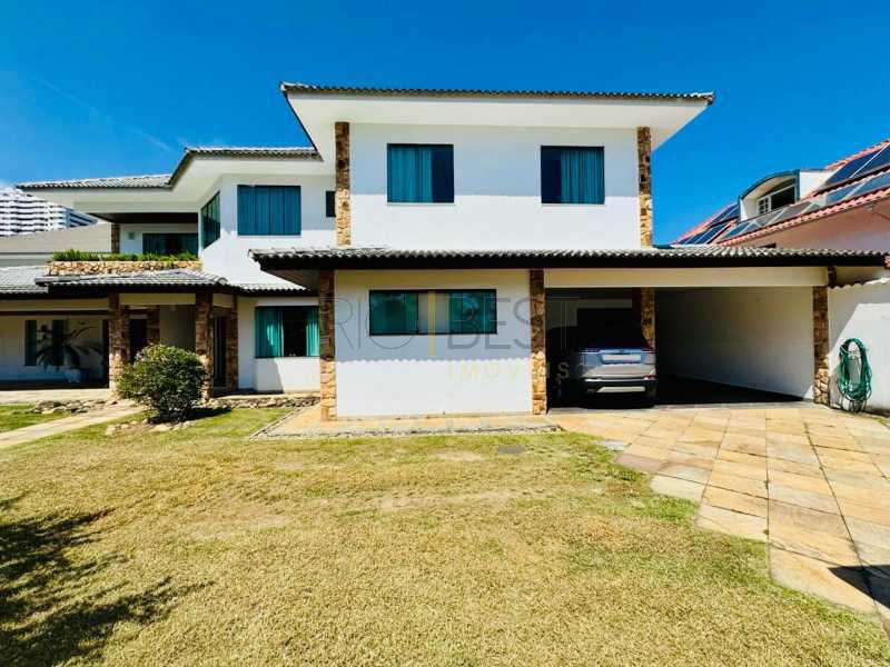 Conheça df32e35e-afa1-4f00-8dd1-97d0ef do imóvel - BARRA- CRYSTAL LAKE Maravilhosa casa duplex com amplo terreno 4 suites - BTCN50004 - 4 df32e35e-afa1-4f00-8dd1-97d0ef - 4