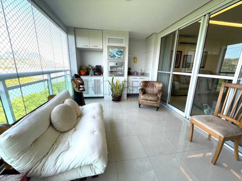 Conheça 3f412a05-69f8-4365-8797-b550aa do imóvel - Barra Peninsula St Martin 4 suites sol da manha lindo apartamento reformado - BTAP40108 - 2 3f412a05-69f8-4365-8797-b550aa - 2
