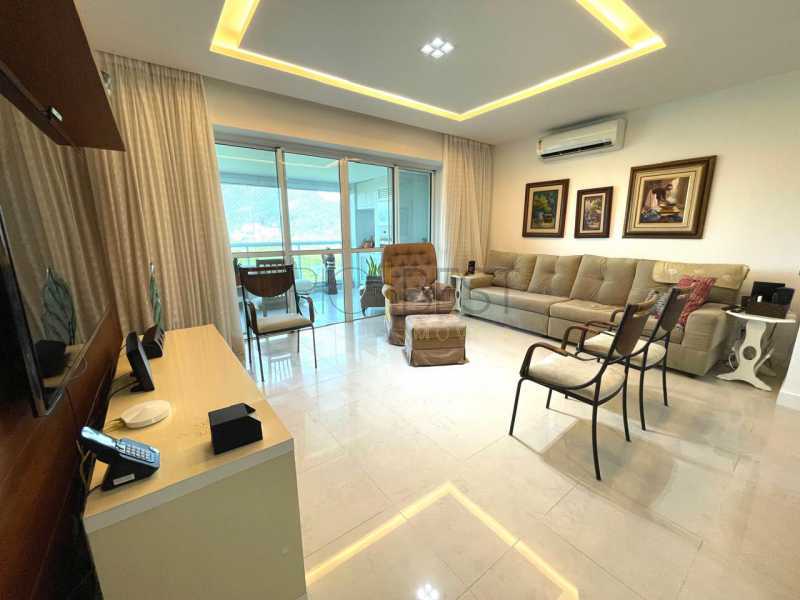 Conheça f697e169-cf13-442b-a5ba-9e4d9a do imóvel - Barra Peninsula St Martin 4 suites sol da manha lindo apartamento reformado - BTAP40108 - 3 f697e169-cf13-442b-a5ba-9e4d9a - 3
