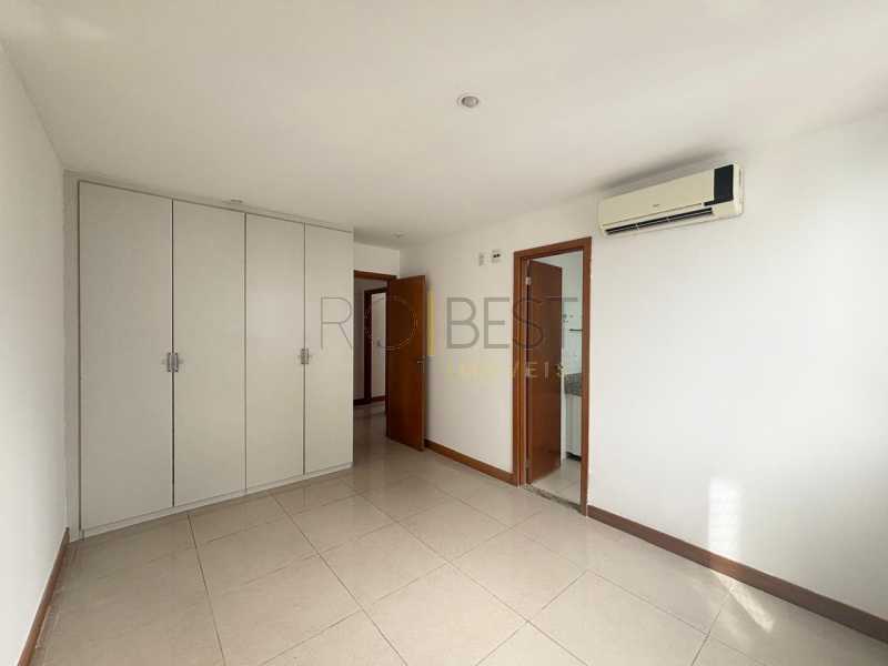 Conheça 7cc25ef0-237a-4825-aa3e-d74b0f do imóvel - Barra Peninsula Via Privilegie 4 suites andar alto expetacular vista lagoa praia sol da manha 256m² - BTAP40113 - 15 7cc25ef0-237a-4825-aa3e-d74b0f - 15
