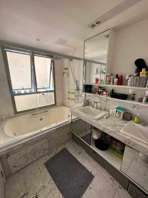 Conheça 43d6c858-cb80-4f2e-80a0-d7057f do imóvel - Barra Peninsula Mondriam luxuosíssimo Duplex (sendo 3 suítes) porteira fechada - BTAP50005 - 13 43d6c858-cb80-4f2e-80a0-d7057f - 13
