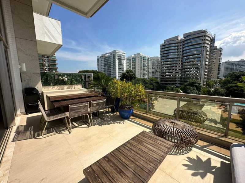 Conheça b015f484-ef54-4e22-a8b6-d1d245 do imóvel - Barra Peninsula Mondriam luxuosíssimo Duplex (sendo 3 suítes) porteira fechada - BTAP50005 - 5 b015f484-ef54-4e22-a8b6-d1d245 - 5