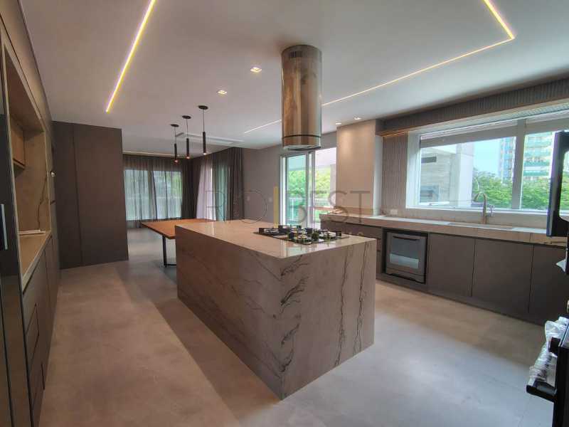 Conheça c6d2b80e-52d2-47ac-8fcd-c3b400 do imóvel - Barra Peninsula FontVieille 4 suites espetacular apartamento totalmente reformado fino acabamento e bom gosto - BTAP40120 - 14 c6d2b80e-52d2-47ac-8fcd-c3b400 - 14