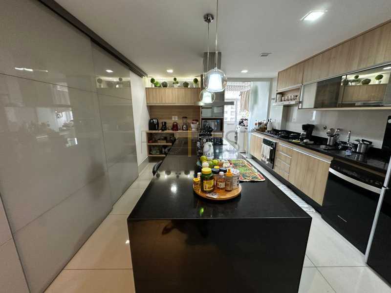 Conheça 0e56e45b-7f9a-426b-83af-20b763 do imóvel - Barra Peninsula Soul 4 suites todo mobiliado lindo apartamento reformado - BTAP40129 - 4 0e56e45b-7f9a-426b-83af-20b763 - 4