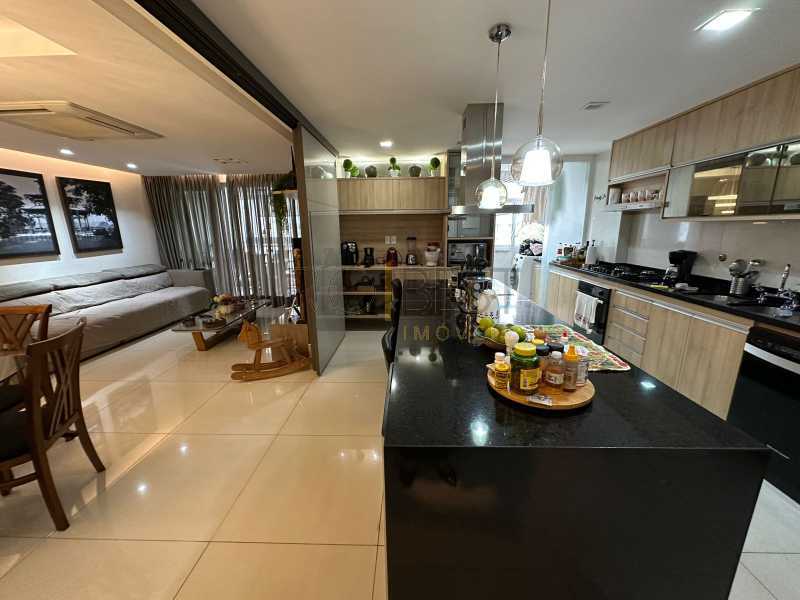Conheça f335c4b0-dd09-4251-9265-d7fa08 do imóvel - Barra Peninsula Soul 4 suites todo mobiliado lindo apartamento reformado - BTAP40129 - 3 f335c4b0-dd09-4251-9265-d7fa08 - 3