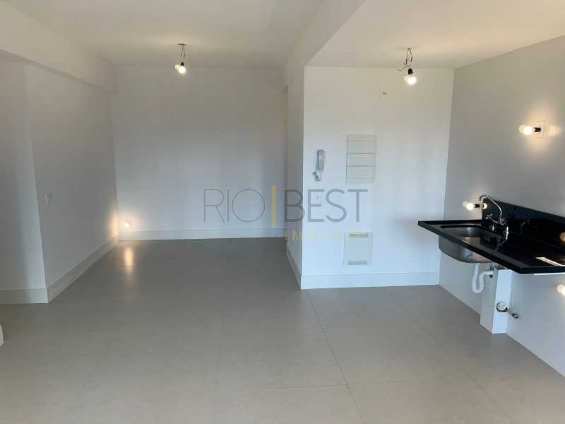 2730eb20-9bc0-4dcd-8880-6546e9 - 7