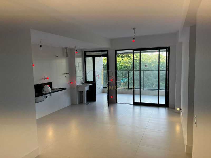 d05bec39-82a3-43d5-9c08-e25bd9 - 4