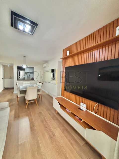 e523383b-c81b-4abf-b7f3-72a529 - 1