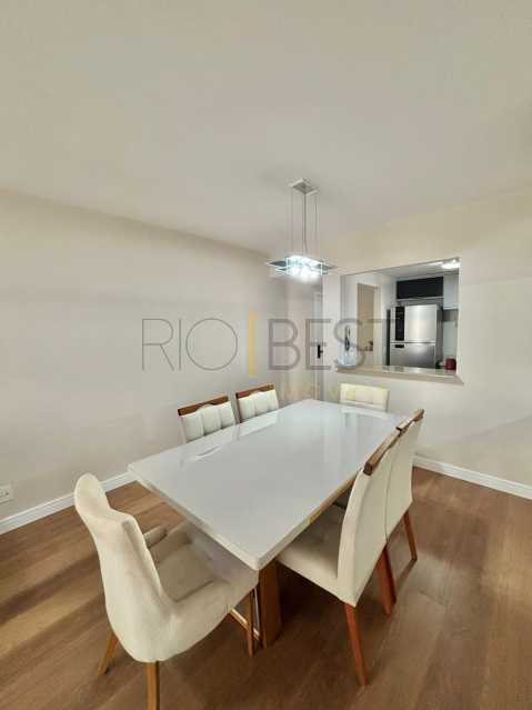 6aecb270-efd2-4718-935d-9e49fd - 4