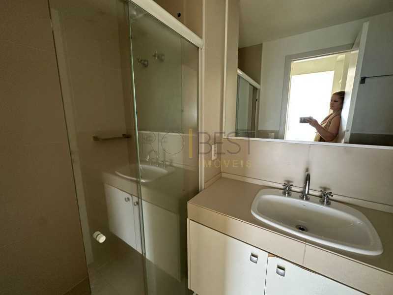 2b7004af-728c-4024-9fba-6687ba - 11