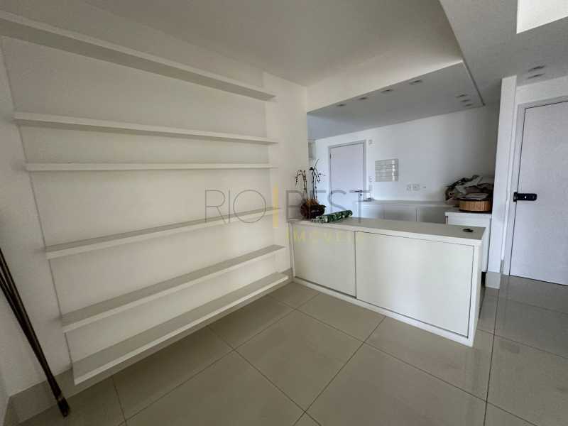 533fa479-4370-4330-b6f3-8dc1c3 - 7