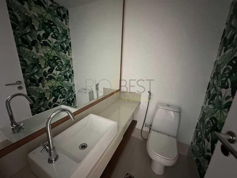 b6401a48-6551-45ea-af00-96b9ca - 9