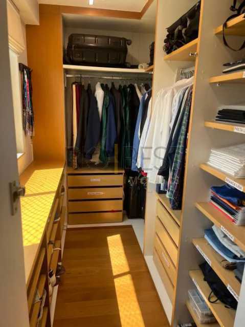 0f0eadfa-4cca-41bb-9b8b-26bb8b - 17