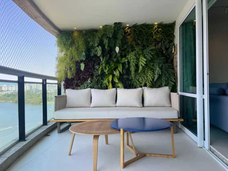 9e6d258f-fab9-427d-b351-f000b4 - 2