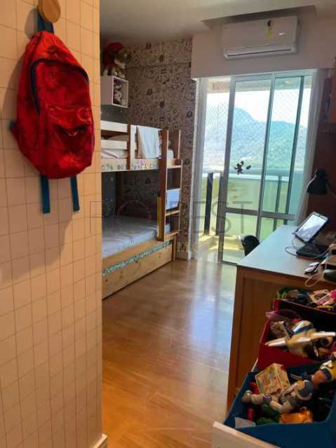 064f22df-3b81-41fc-a7ea-088e12 - 22